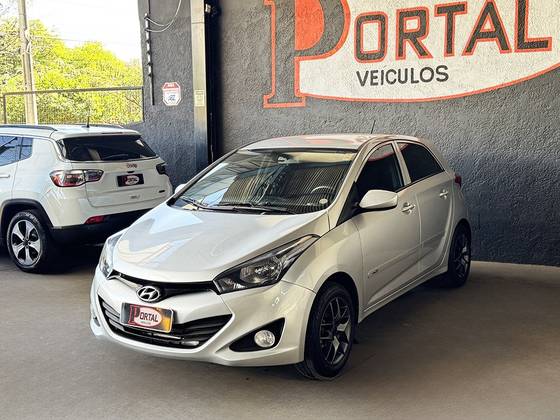 HYUNDAI HB20 1.6 COMFORT 16V FLEX 4P MANUAL